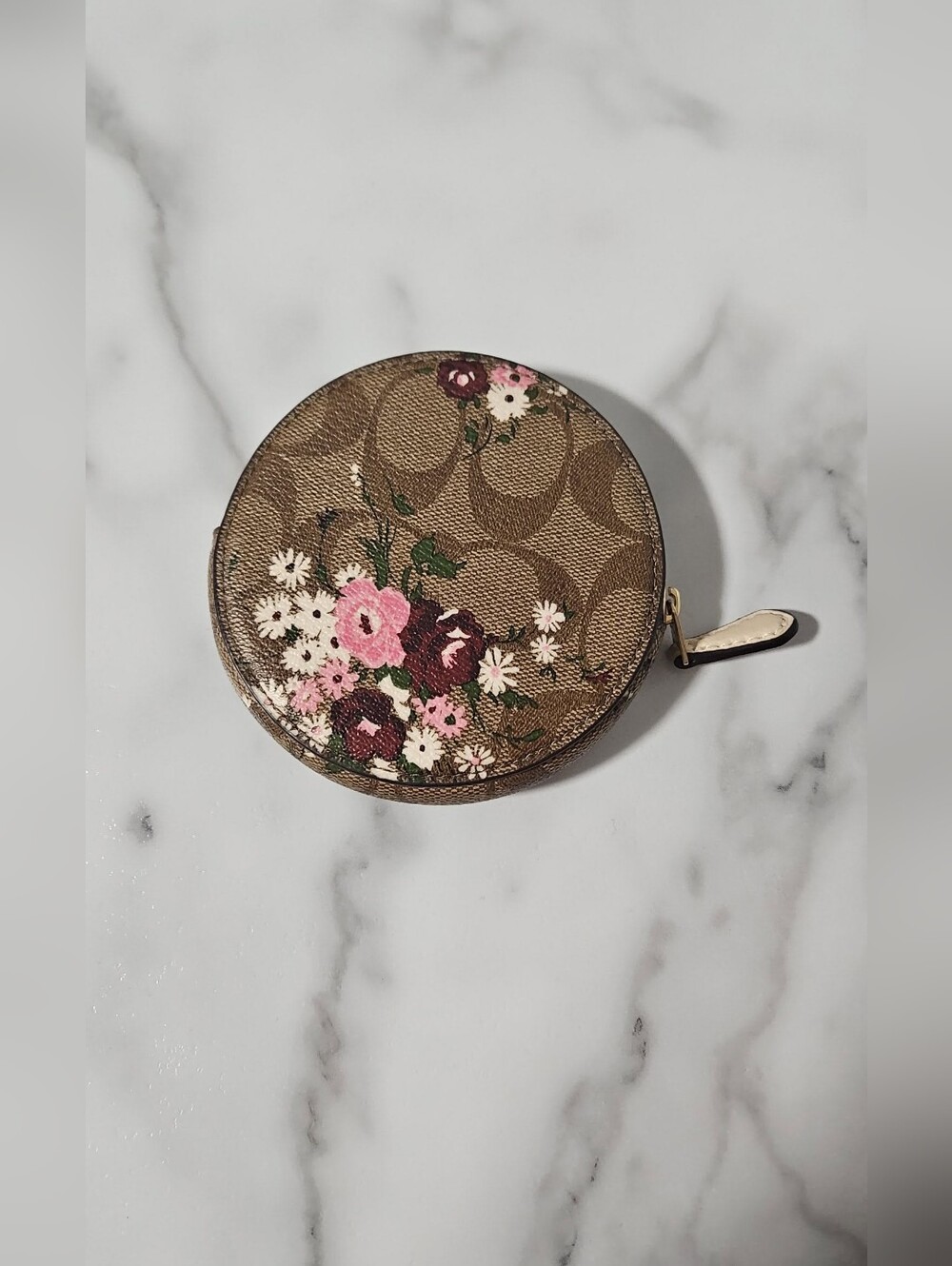 COACH Floral Signature Round Coin Pouch in Brown - Picture 2 of 4